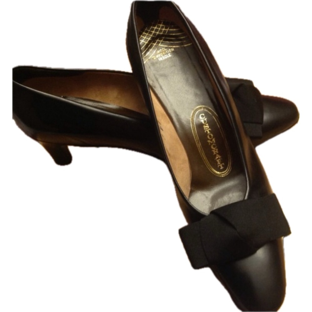 Vintage Custom Craft Black bow shoes  sz 7 aa Narrow